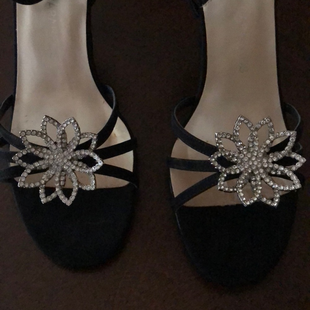 Black dress shoes